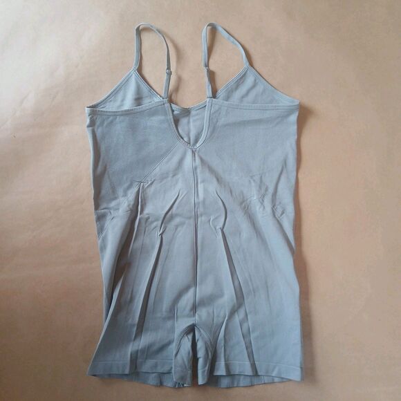 Colsie Body Suit Women's XL Gray Athleisure Basic Spaghetti Strap Compression - Picture 2 of 7